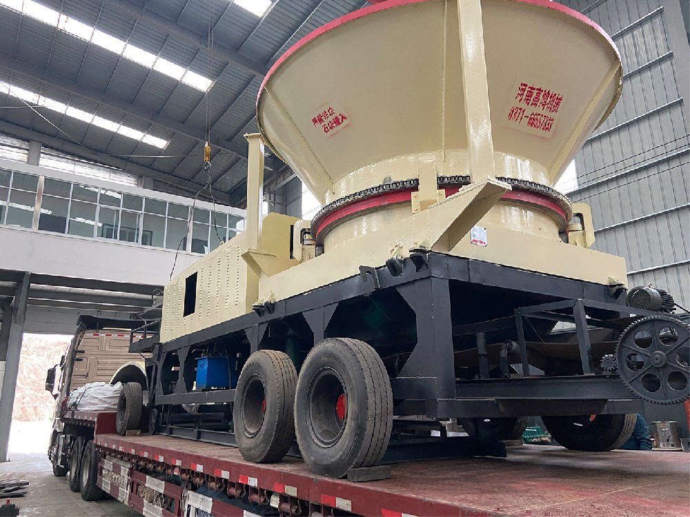 高（gāo）鴻機（jī）械發往四川閬（láng）中的樹根粉碎機